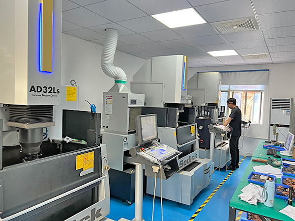 選擇塑料模具製品廠(chǎng)，需要考慮哪些因素
